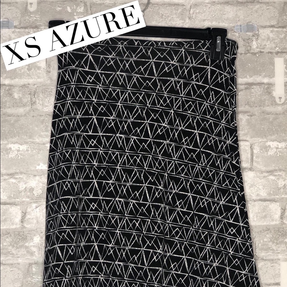 lularoe azure skirt
